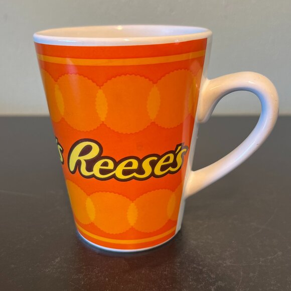 Reese’s Peanut Butter Cup Chocolate Candy Ceramic Mug - Picture 3 of 6